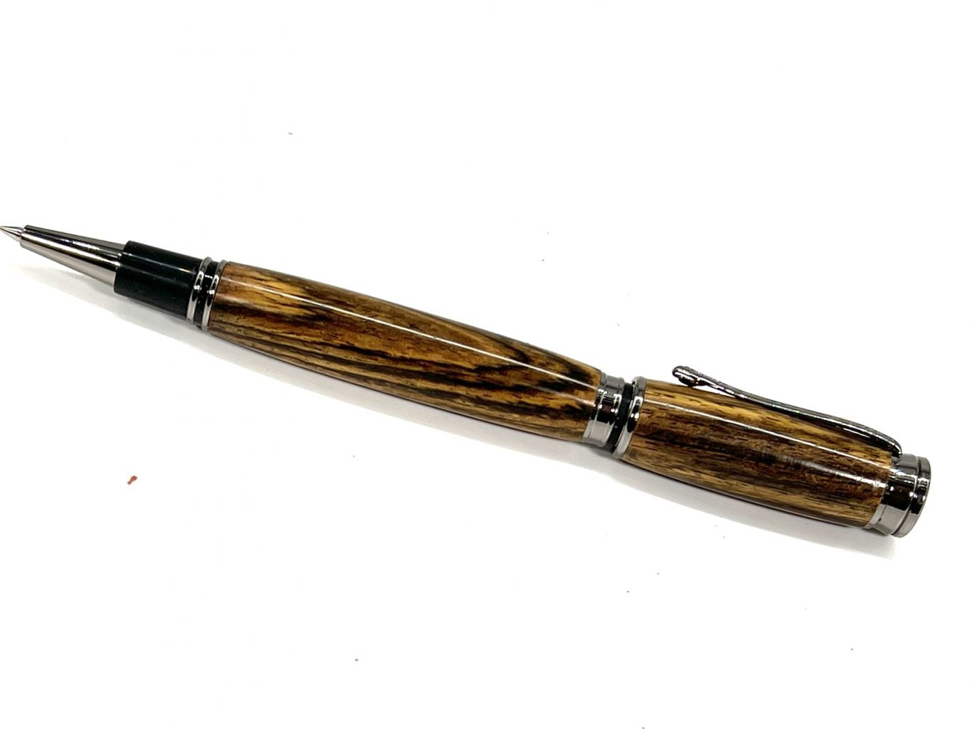 MAGNETIC EXECUTIVE ROLLERBALL PEN-BOCOTE