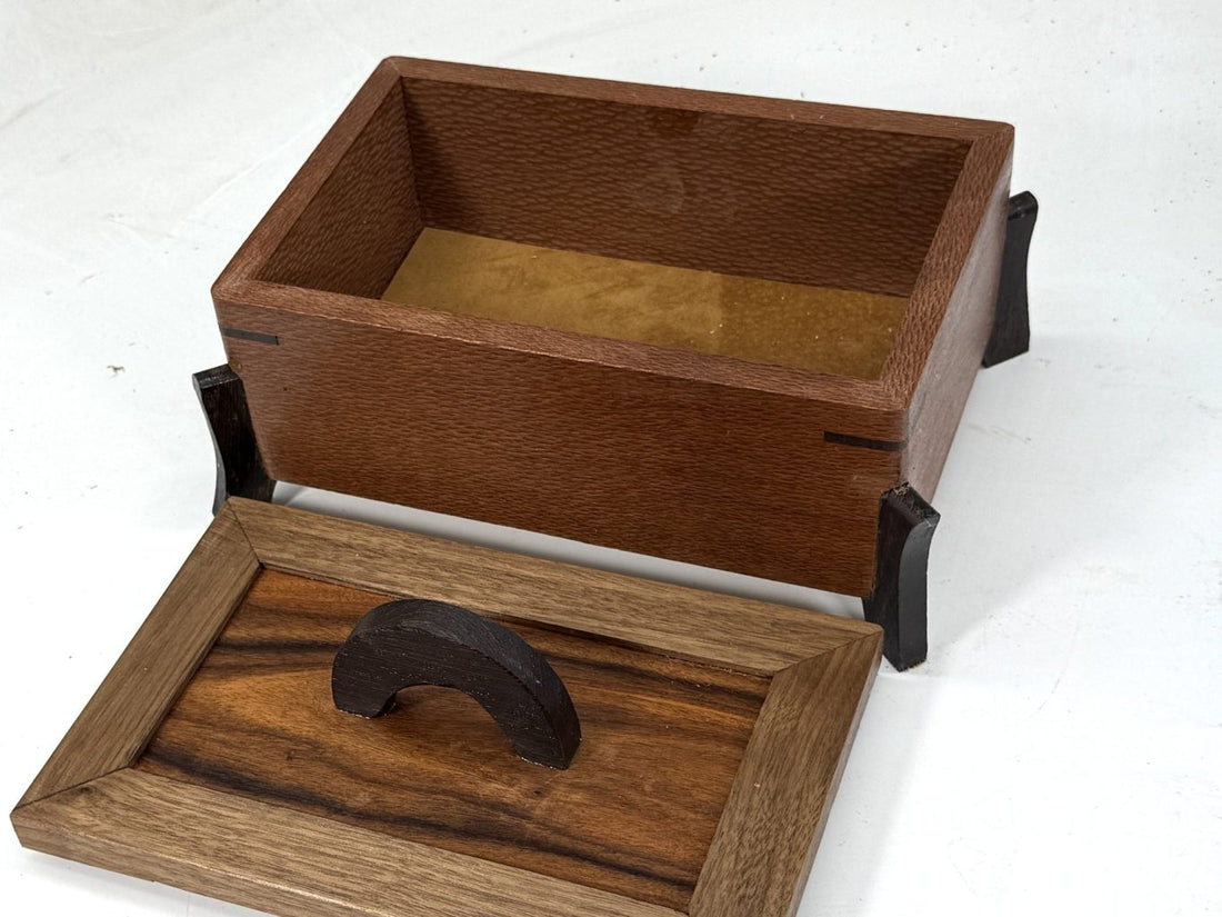 KB-963 KEEPSAKE BOX