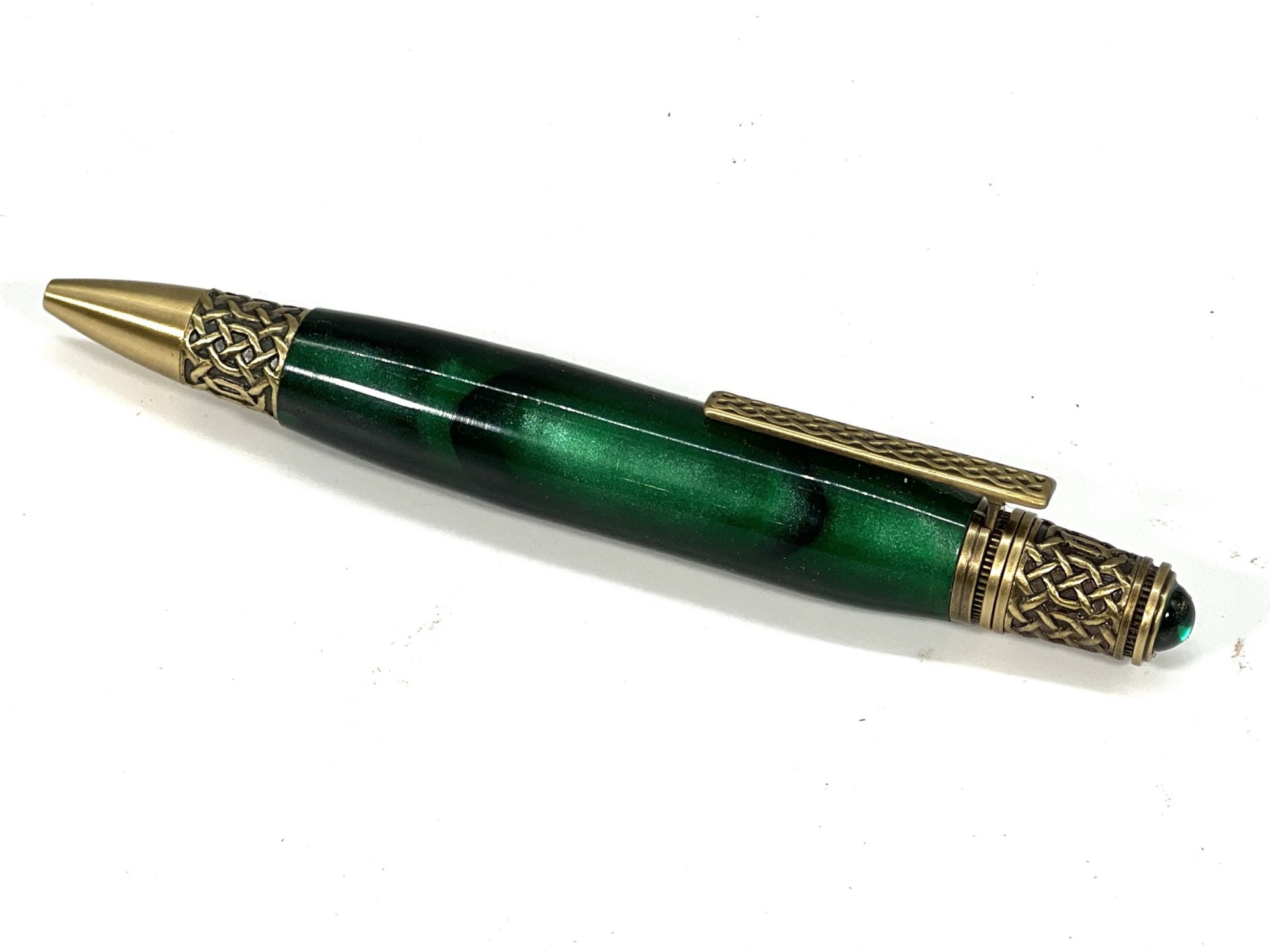 CELTIC PRIDE PEN-GREEN ACRYLIC
