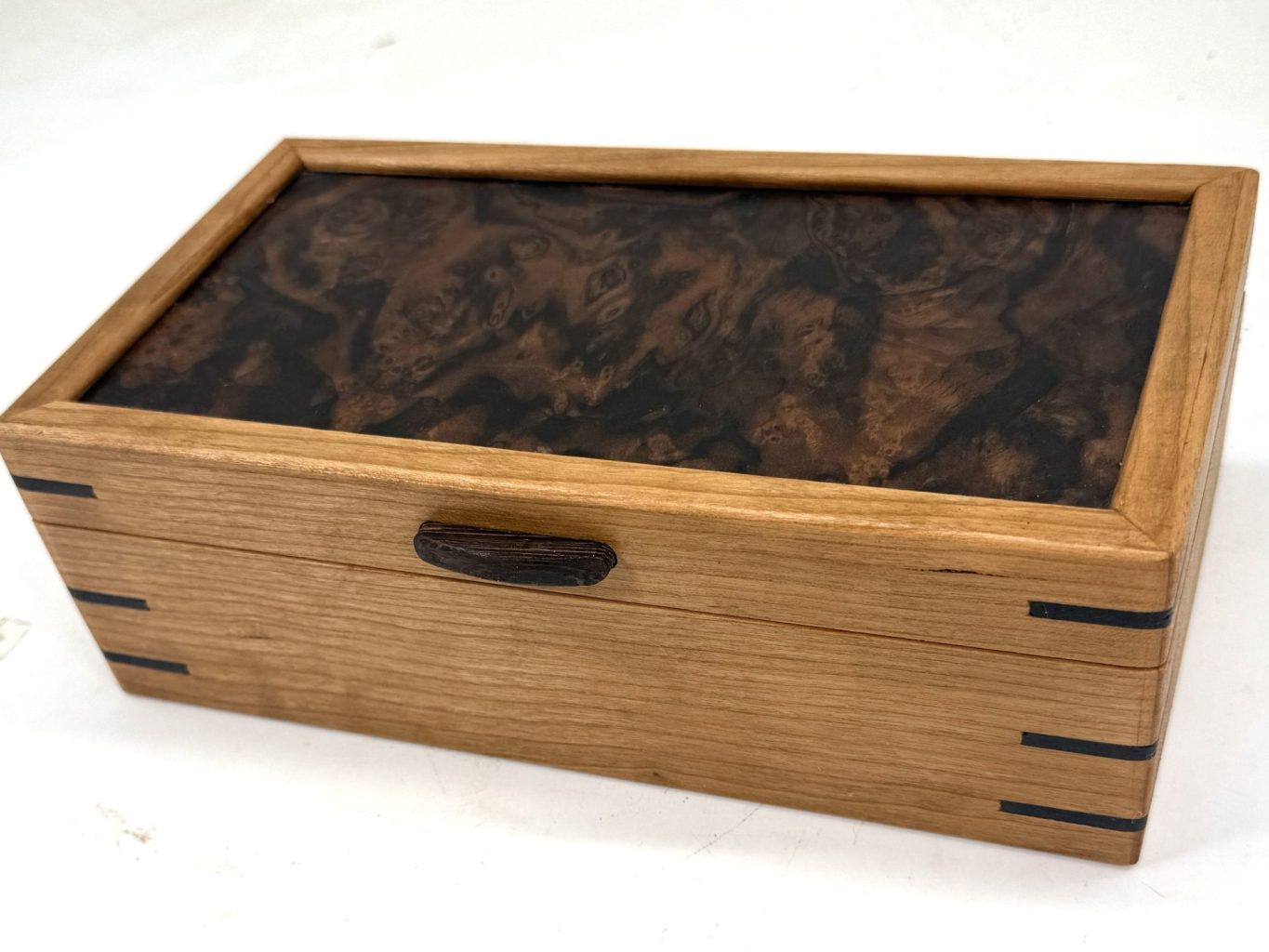 MV-1202 VALET BOX