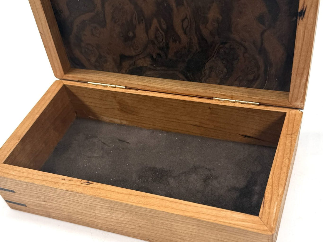 MV-1202 VALET BOX