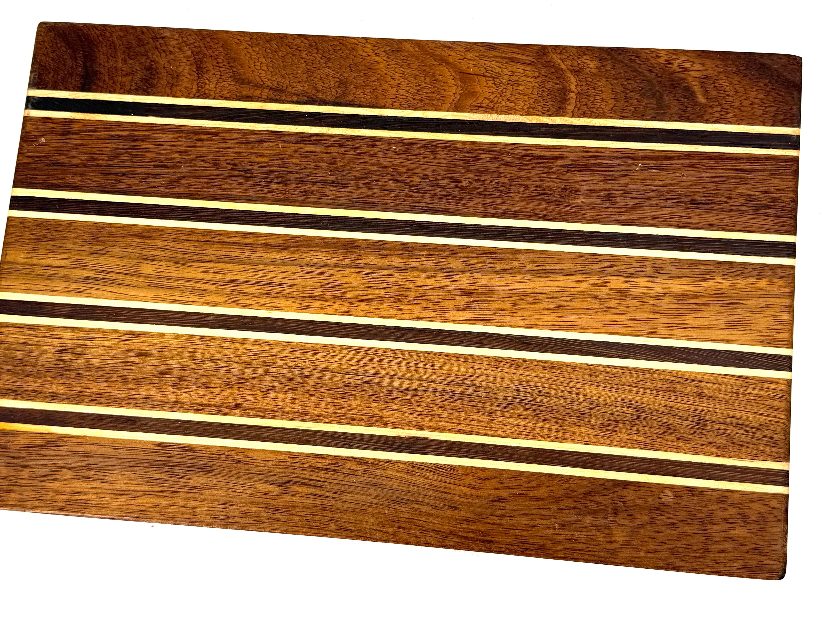 EXOTIC WOOD CUTTING BOARD C