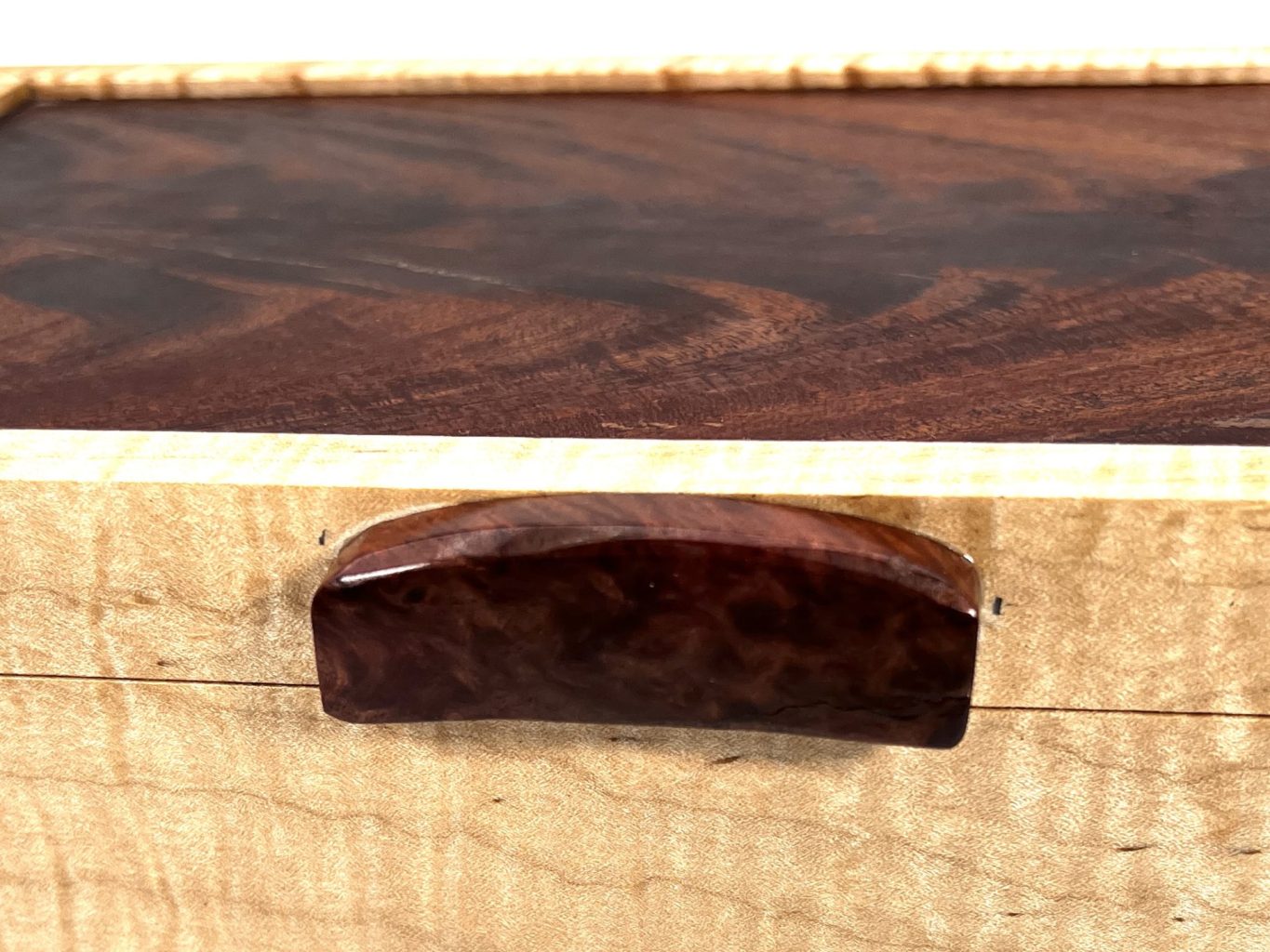 MV-1183 VALET BOX (Wooden Hinge)