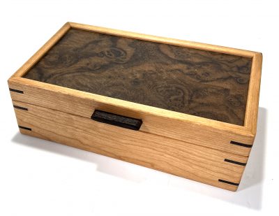 MV 1138 VALET- BOX