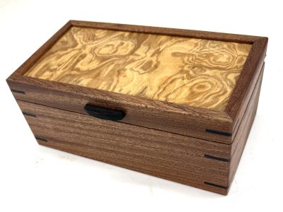 MV-1201 VALET BOX