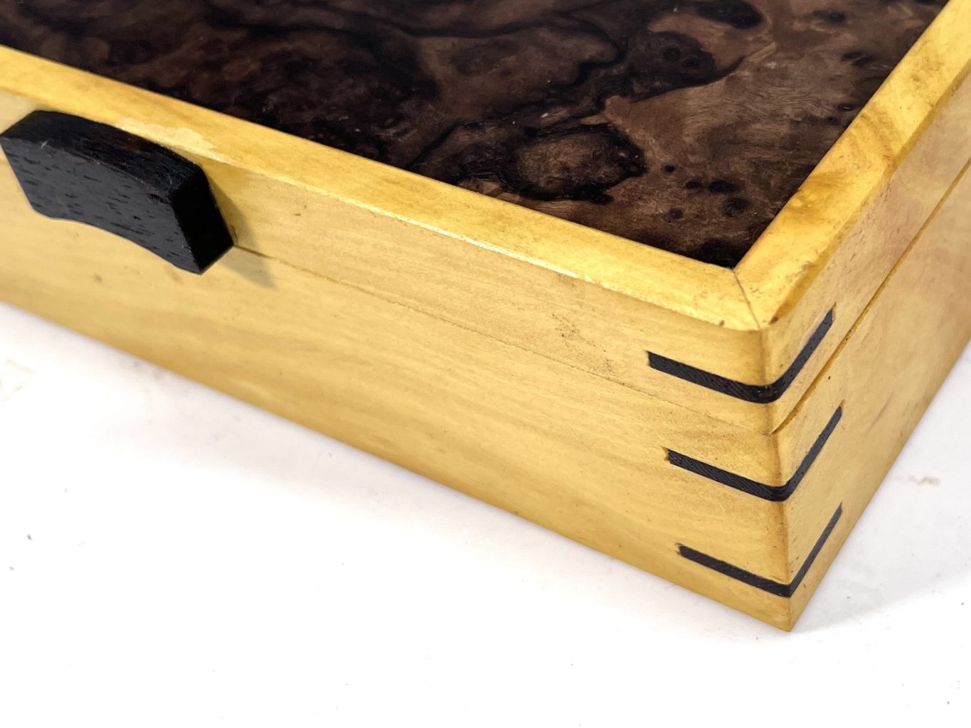 MV-1194 VALET BOX