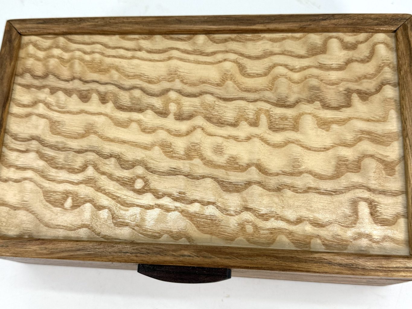 MV-1200b VALET BOX