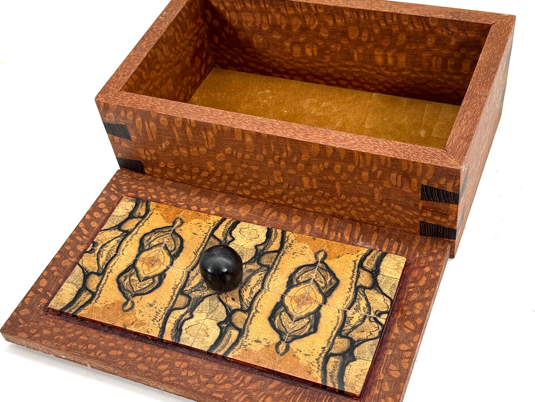 KB-967 Keepsake Box