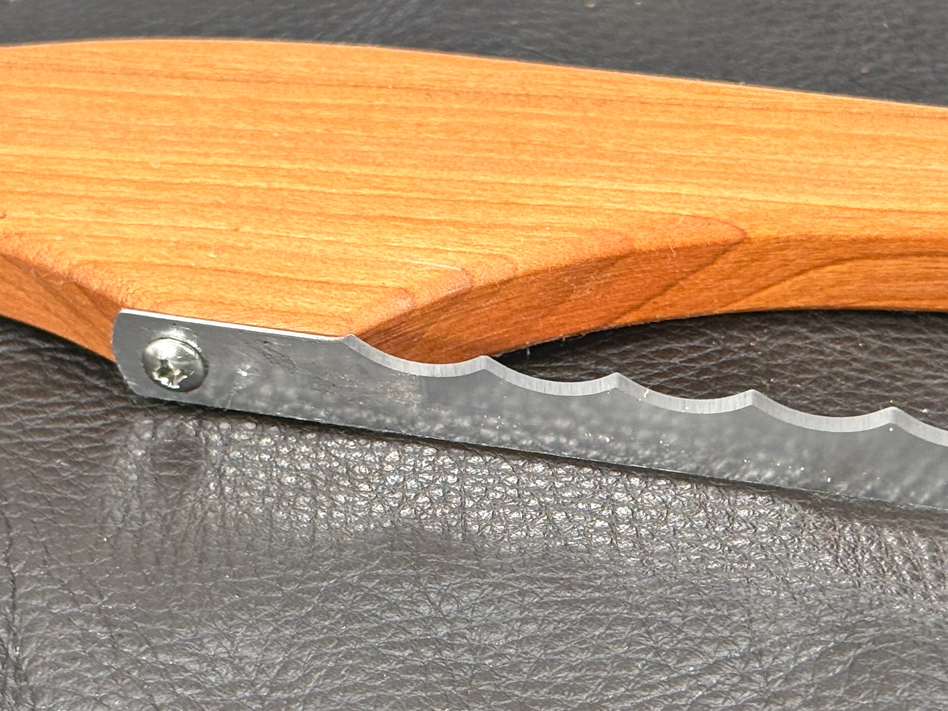 Bread Knife Cherry Wood