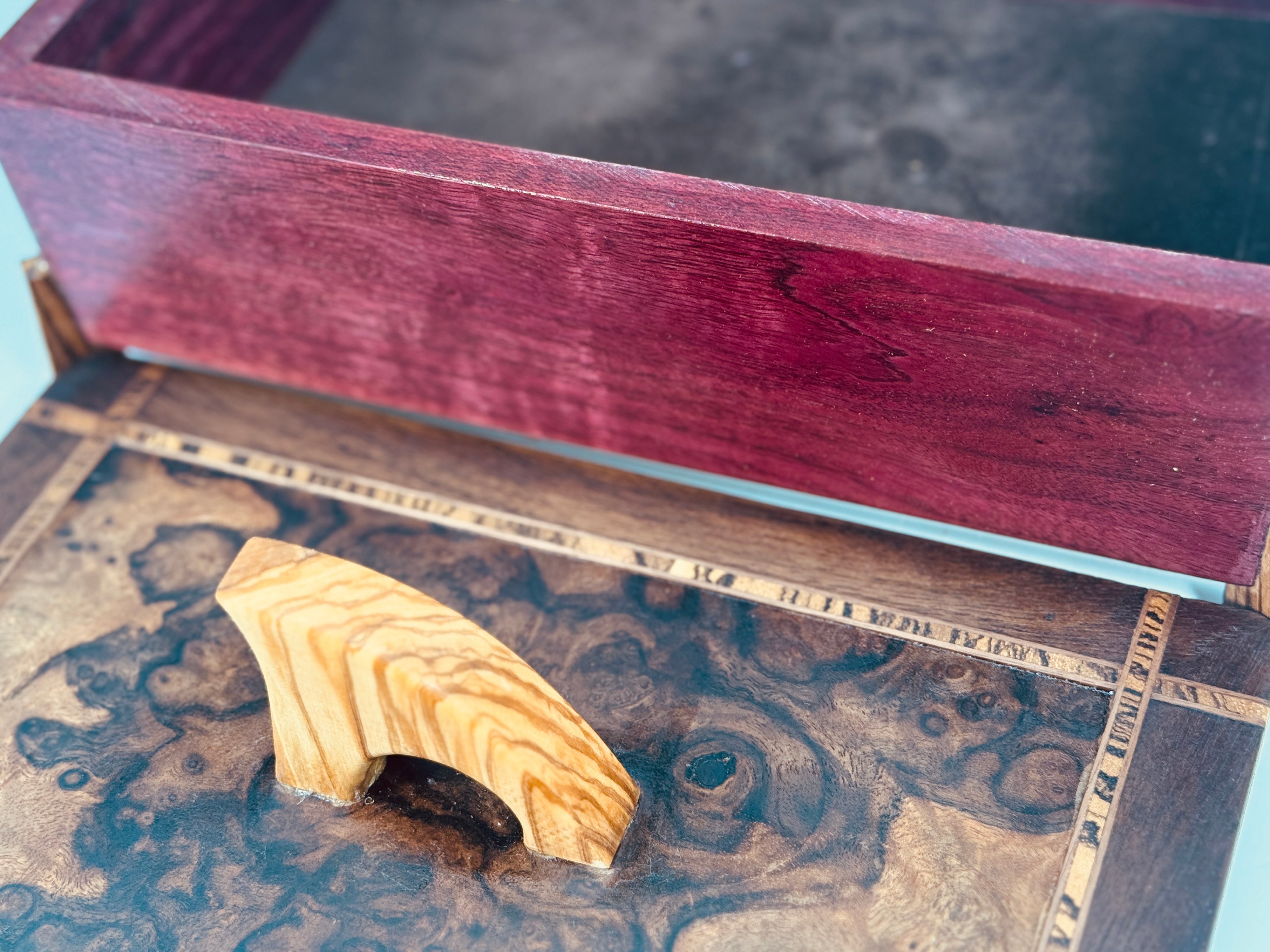MV-1324 VALET BOX