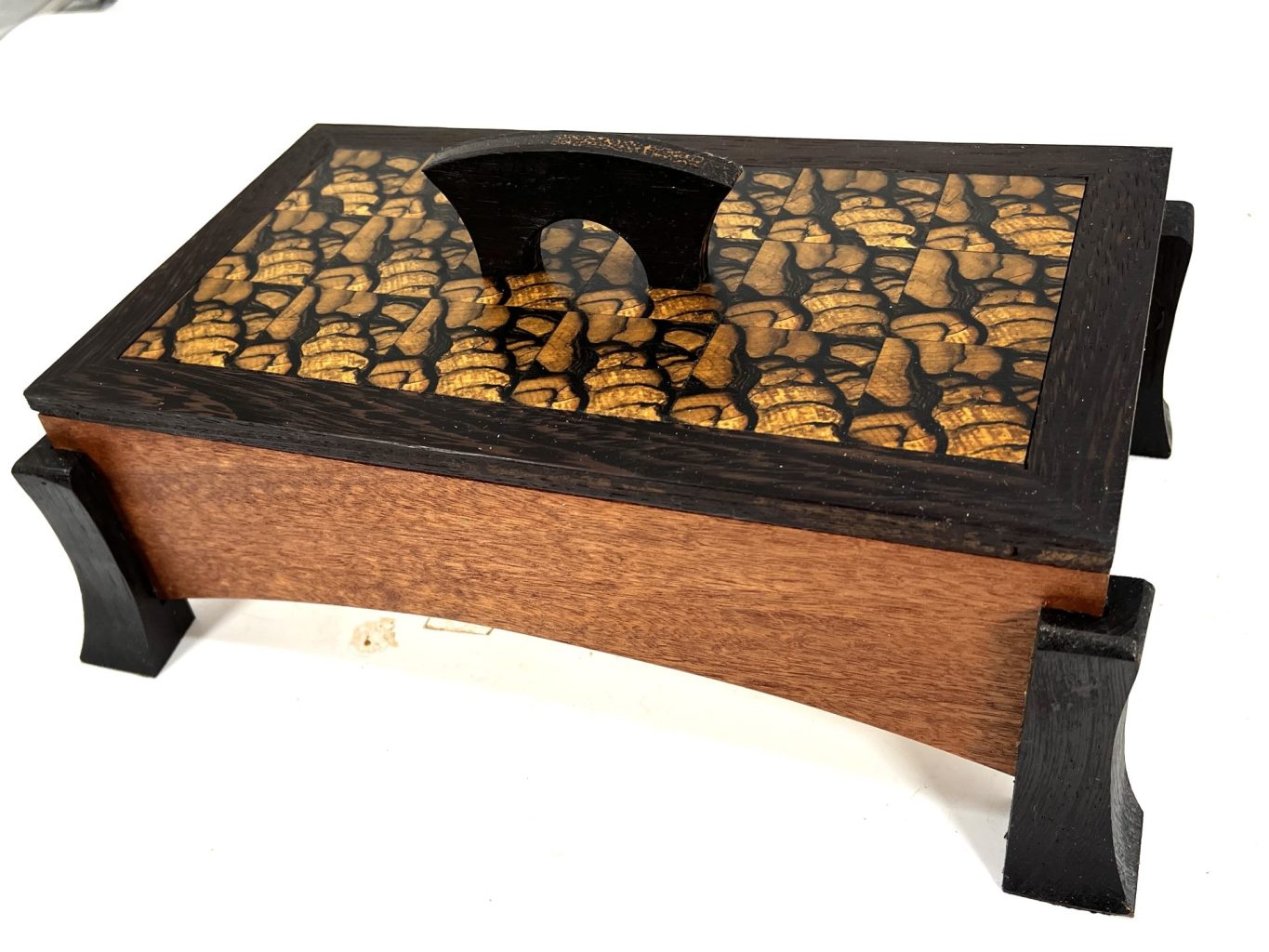 MV 1157 VALET- BOX