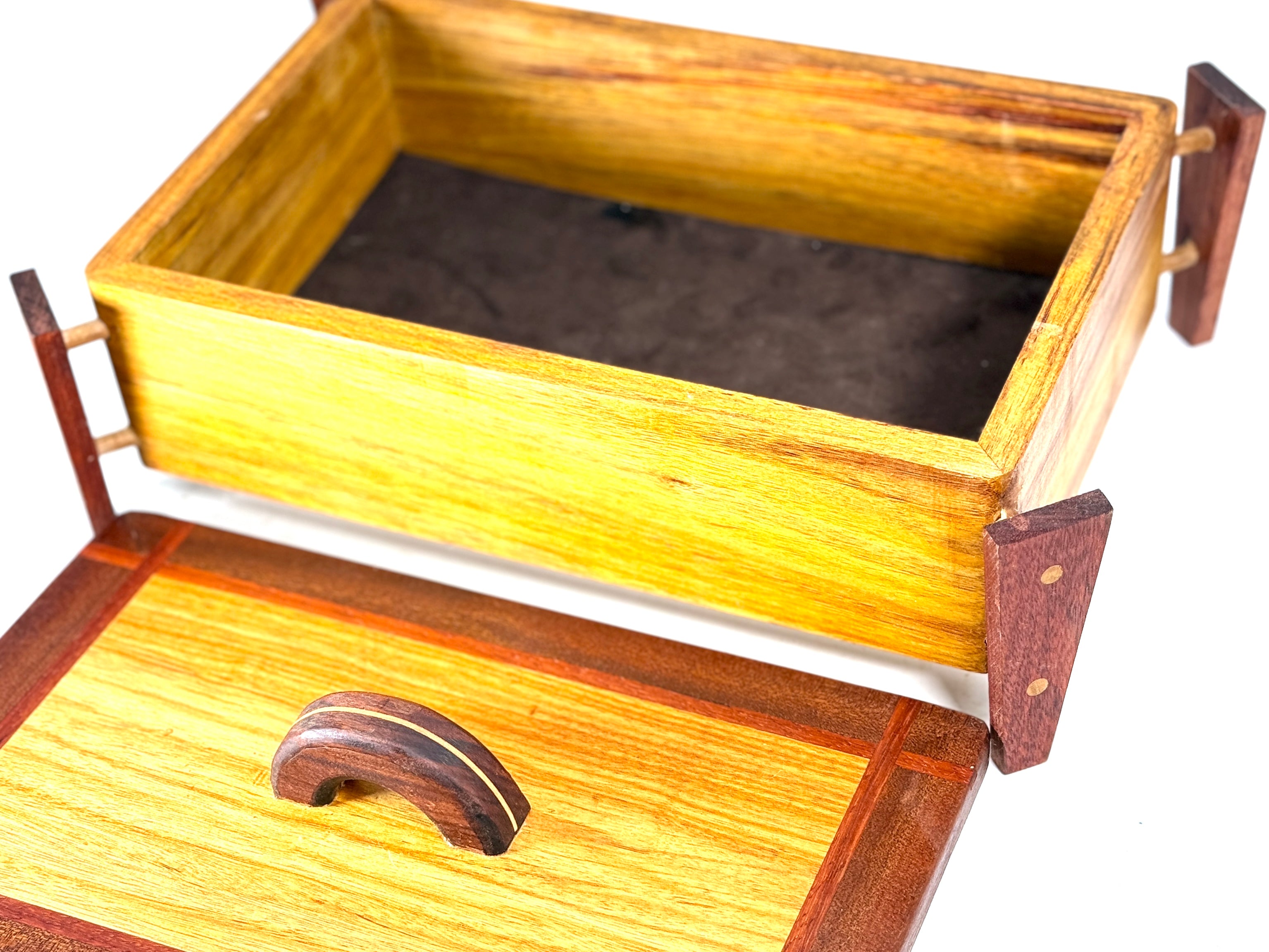 MV-1317 VALET BOX