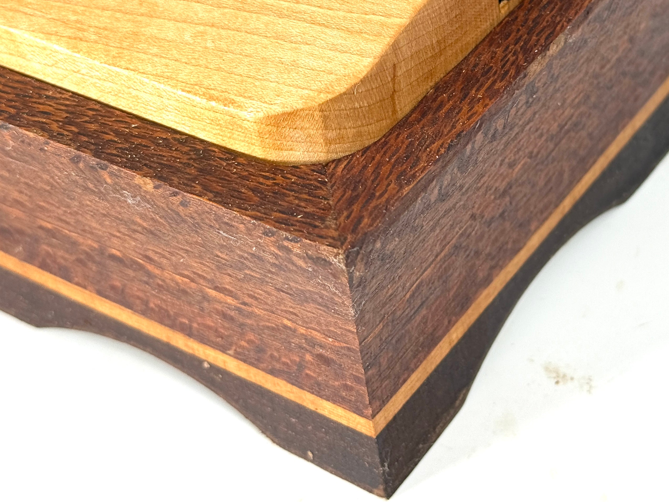 KB-978 Keepsake Box