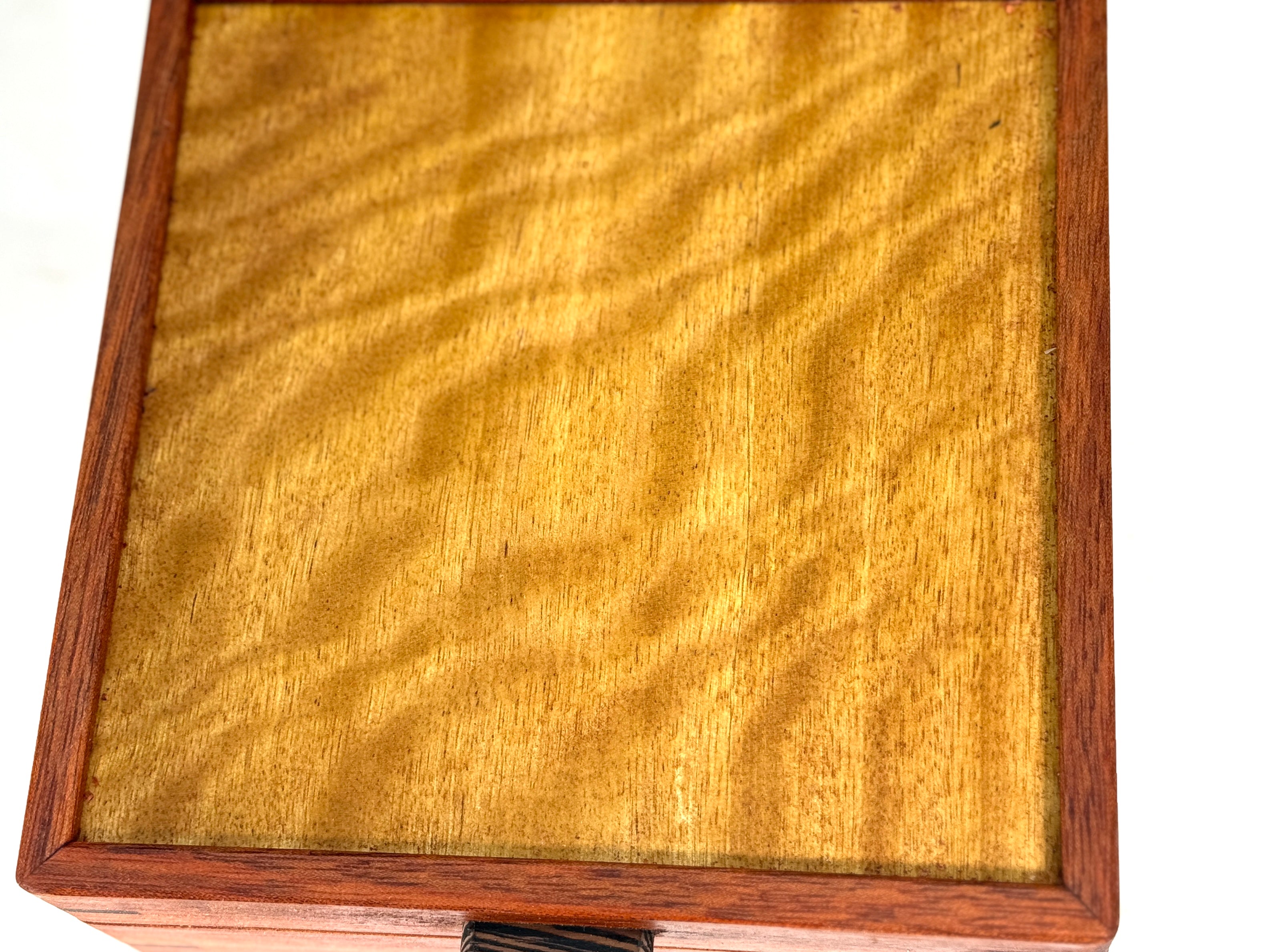 TB-1300 Tea Box