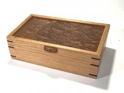 MV 1131 VALET BOX- CHERRY AND SAPELE POMELLE