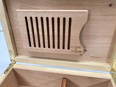 Walnut Burl Humidor - Image 5
